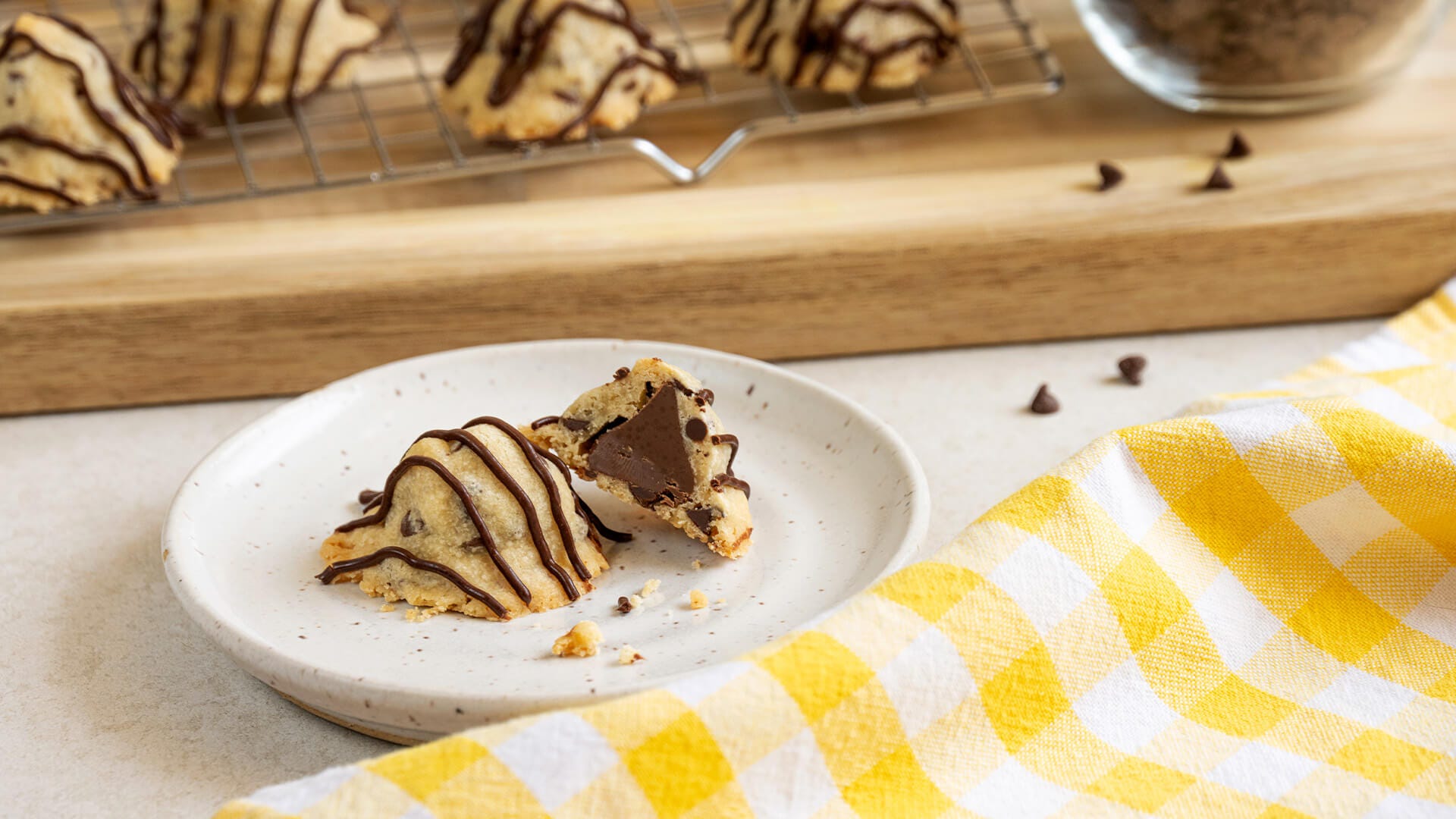 KISSES Chocolate Chip Cookies