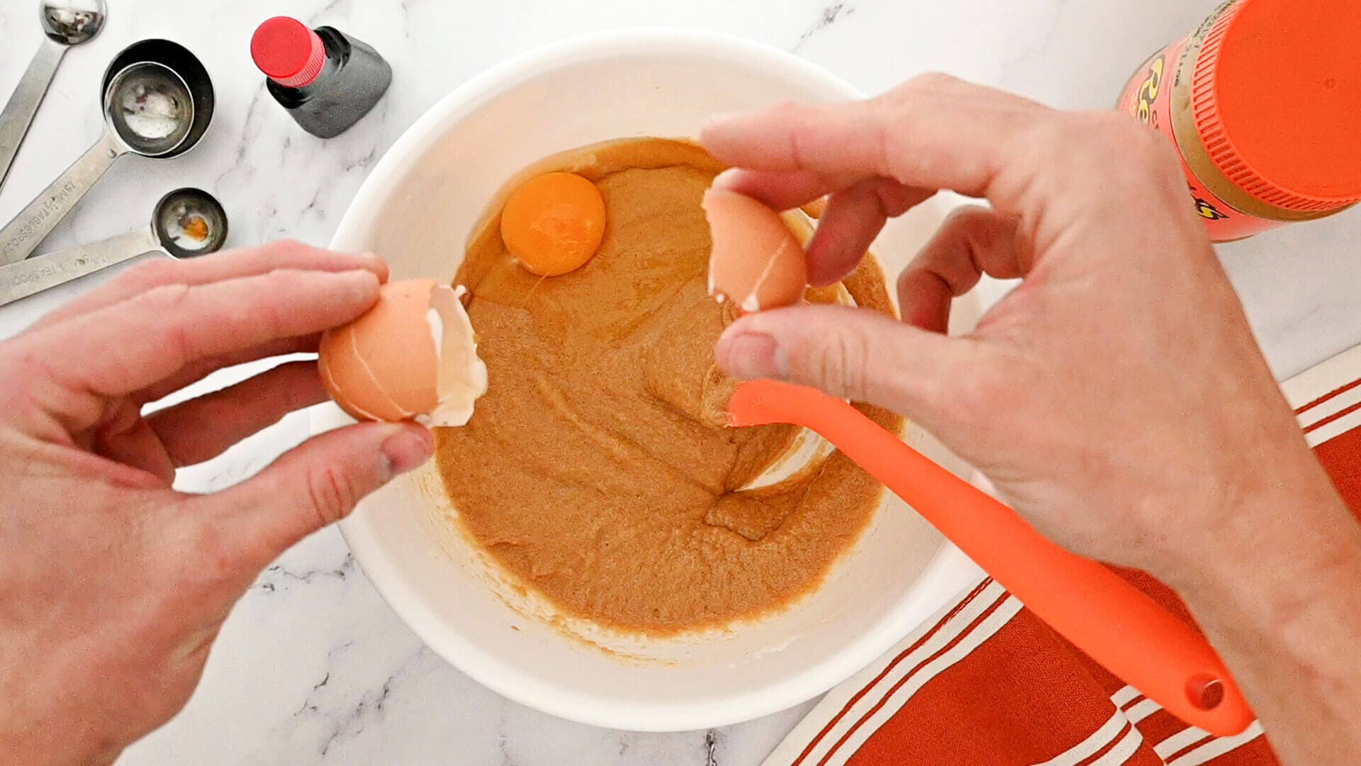 egg added to mixing bowl