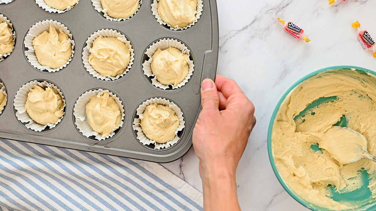 divide mixture and pour into paper cups