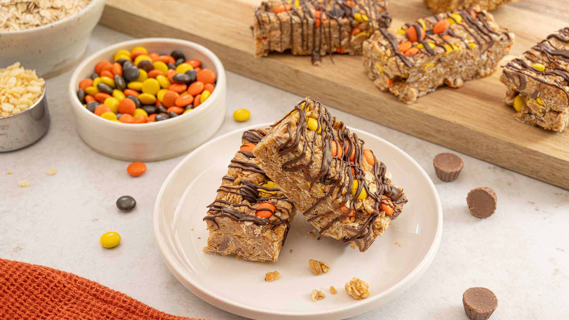 tray and plate of reeses peanut butter granola bars to serve