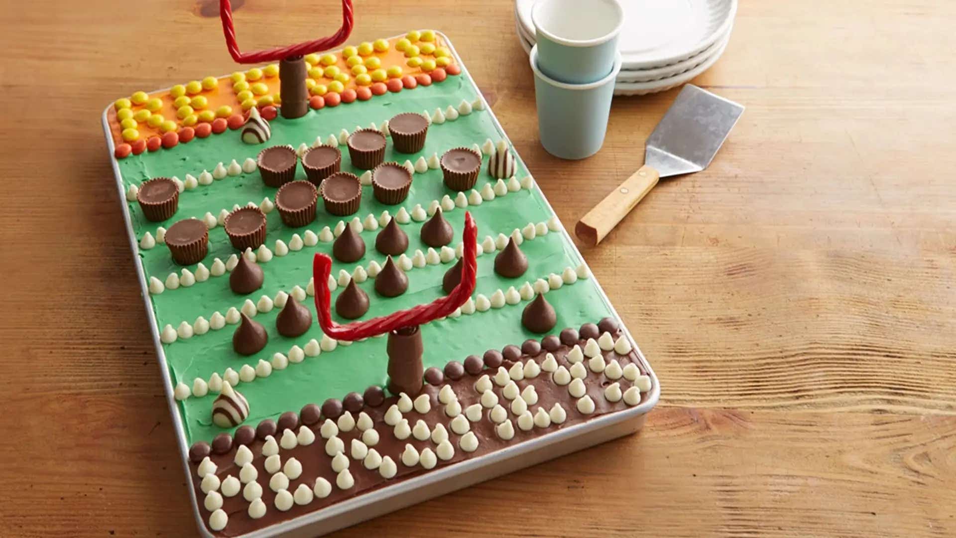 hersheys gridiron cake